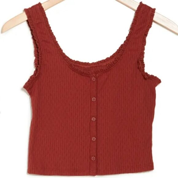 Mauby Ribbed knit cropped button front tank in true rust - Picture 4 of 7